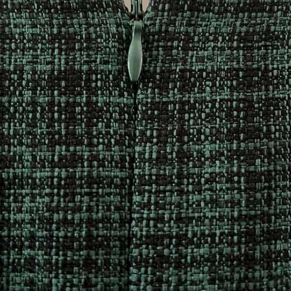 NWT Chelsea28 Ruffle Detail Plaid Sheath Dress Size 10 - Picture 8 of 16